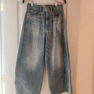 Pilcro barrel jeans, excellent condition, size 27